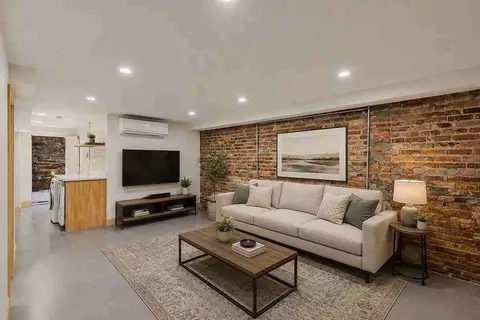 Undisclosed, New York, NY 10002