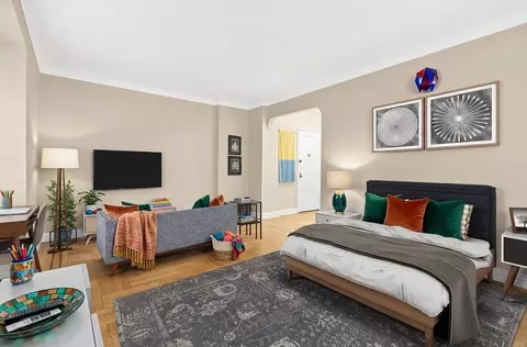 1 Jane St #3F, New York, NY 10014