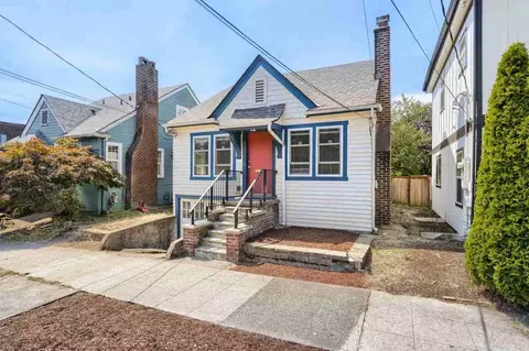 153 18th Ave, Seattle, WA 98122