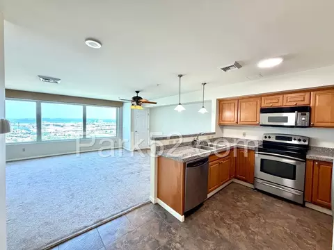 3201 Pacific Ave #1007, Tacoma, WA 98418