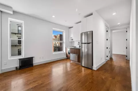 629 E 5th St #7, New York, NY 10009