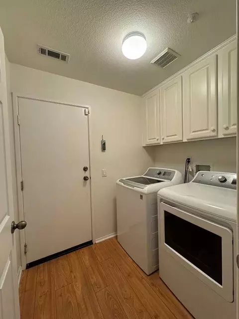 616 E Walnut St, Pasadena, CA 91101 photo 37