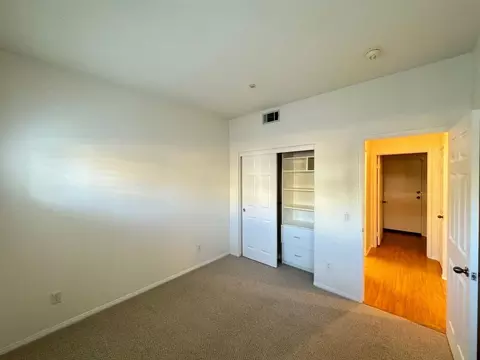 616 E Walnut St, Pasadena, CA 91101 photo 7