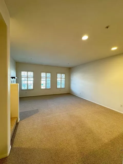 616 E Walnut St, Pasadena, CA 91101 photo 12