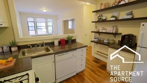 721 W Barry Ave #B3, Chicago, IL 60657