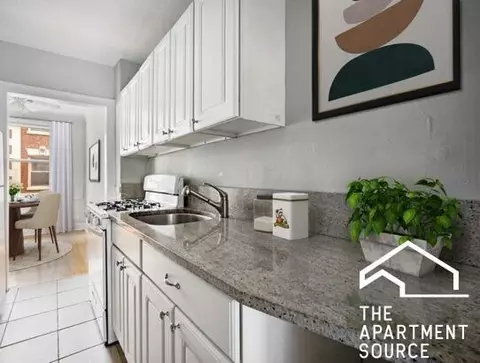 548 W Surf St #N3, Chicago, IL 60657