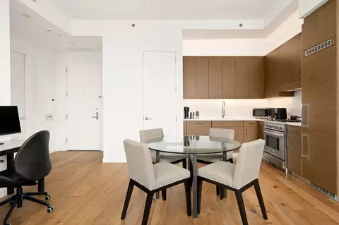 326 Lexington Ave #22A, New York, NY 10016