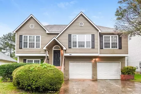 4208 Morning Dew Dr, Powder Springs, GA 30127