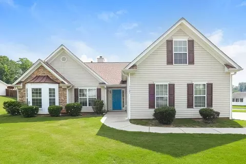 1101 Marsh Ct, Hampton, GA 30228