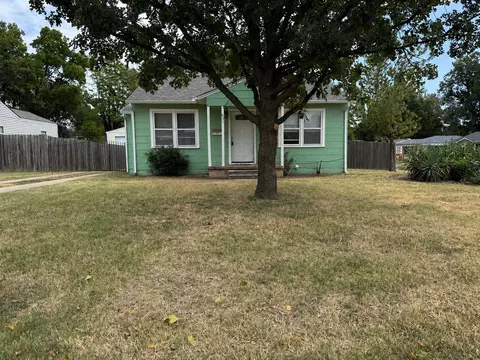 631 Villa Dr #1, Norman, OK 73071