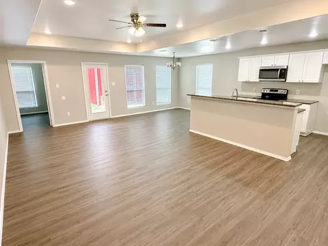 8402 11th St, Lubbock, TX 79416 photo 2