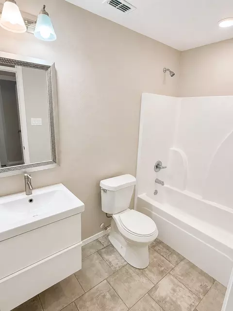 8402 11th St, Lubbock, TX 79416 photo 4