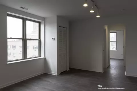 940 W Winona St #504, Chicago, IL 60640