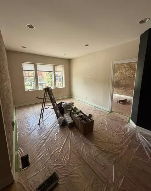 4605 N Kimball Ave #1N, Chicago, IL 60625
