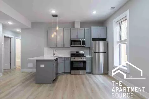 438 W Belden Ave #15, Chicago, IL 60614