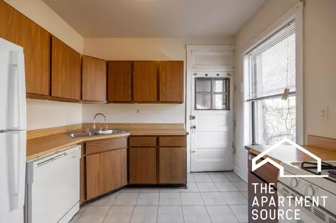 3521 N Racine Ave #N3, Chicago, IL 60657