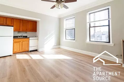 3831 N Fremont St #503, Chicago, IL 60613