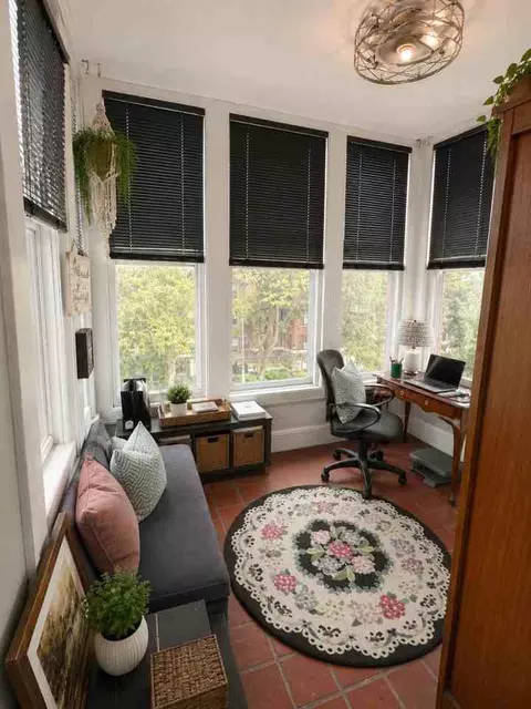 7658 N Sheridan Rd #3, Chicago, IL 60626