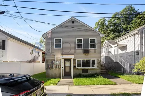 4 Gladeside Ter #1, Boston, MA 02126