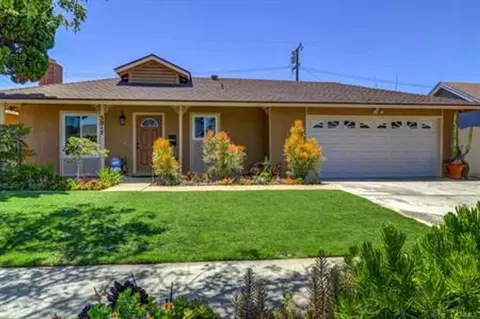 3017 Cleveland Ave, Costa Mesa, CA 92626