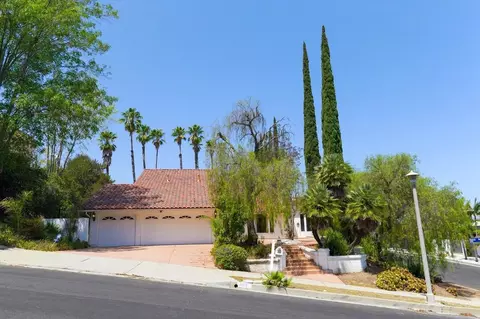 4041 Alonzo Ave, Los Angeles, CA 91316