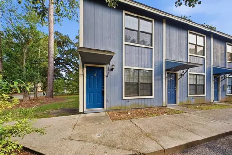 132 Dixie Dr #10, Tallahassee, FL 32304