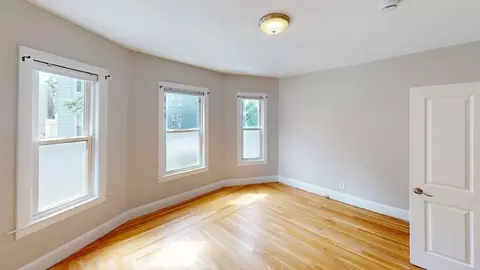 25 Marney St #27-1, Cambridge, MA 02141