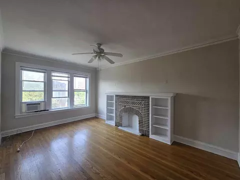 4335 N Campbell Ave #3, Chicago, IL 60618