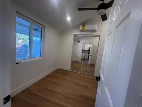 844 E Walnut Ave #B, Glendora, CA 91741 photo 7