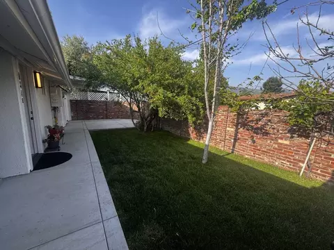 844 E Walnut Ave #B, Glendora, CA 91741 photo 2