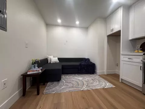 844 E Walnut Ave #B, Glendora, CA 91741 photo 5