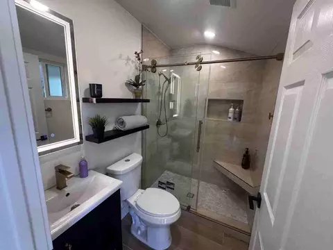 844 E Walnut Ave #B, Glendora, CA 91741 photo 9