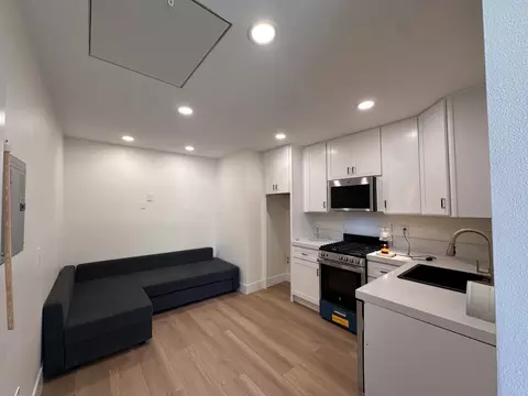 844 E Walnut Ave #B, Glendora, CA 91741 photo 6