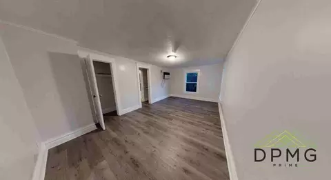 21 Elm #21-21, Lansing, MI 48910