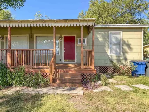 124 S Krueger Ave #1, New Braunfels, TX 78130