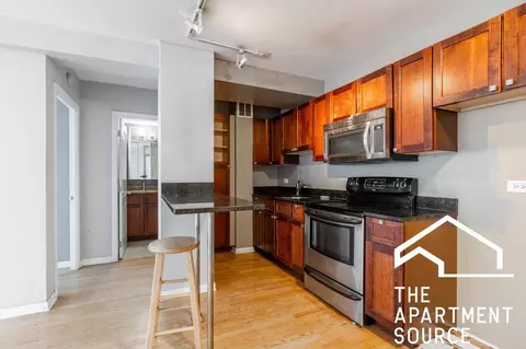 4180 N Marine Dr #701, Chicago, IL 60613