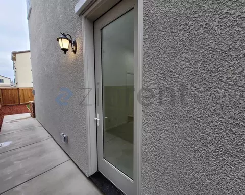 1517 Andromeda Way #2, Lathrop, CA 95330