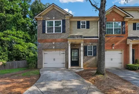 4251 Youngstown Cir, Stone Mountain, GA 30083