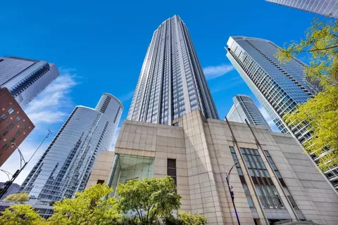 512 N Mcclurg Ct #3705, Chicago, IL 60611