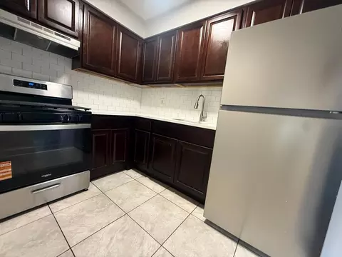 821 Central Ave, Plainfield, NJ 07060