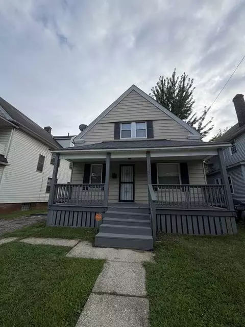 1722 Burgess Rd, Cleveland, OH 44112