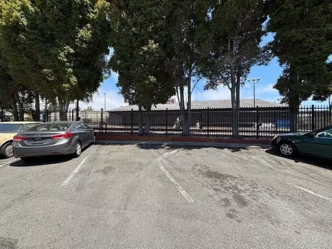 2223 Bonar St #E, Berkeley, CA 94702 photo 27