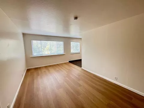 2223 Bonar St #E, Berkeley, CA 94702 photo 2