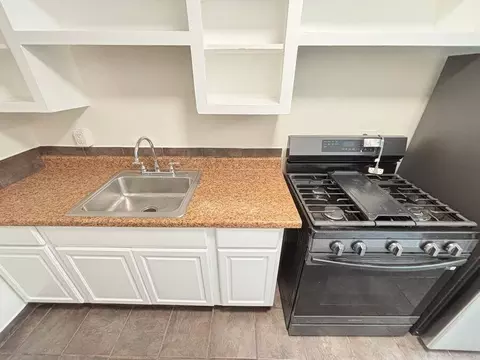 2223 Bonar St #E, Berkeley, CA 94702 photo 10