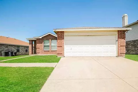 508 Nuffield Ln, Crowley, TX 76036
