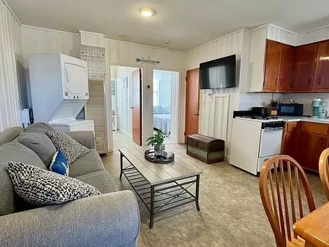 19 Auburn Ave #21, Hampton, NH 03842