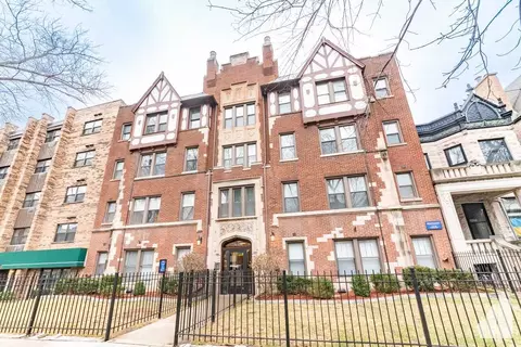 656 W Wrightwood Ave #656-303, Chicago, IL 60614