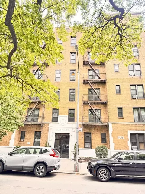 144-44 Sanford Ave #4G, Flushing, NY 11355