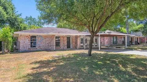 707 Hildred Ave, Conroe, TX 77303