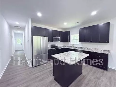 212 Lincolnshire Blvd, Columbia, SC 29203